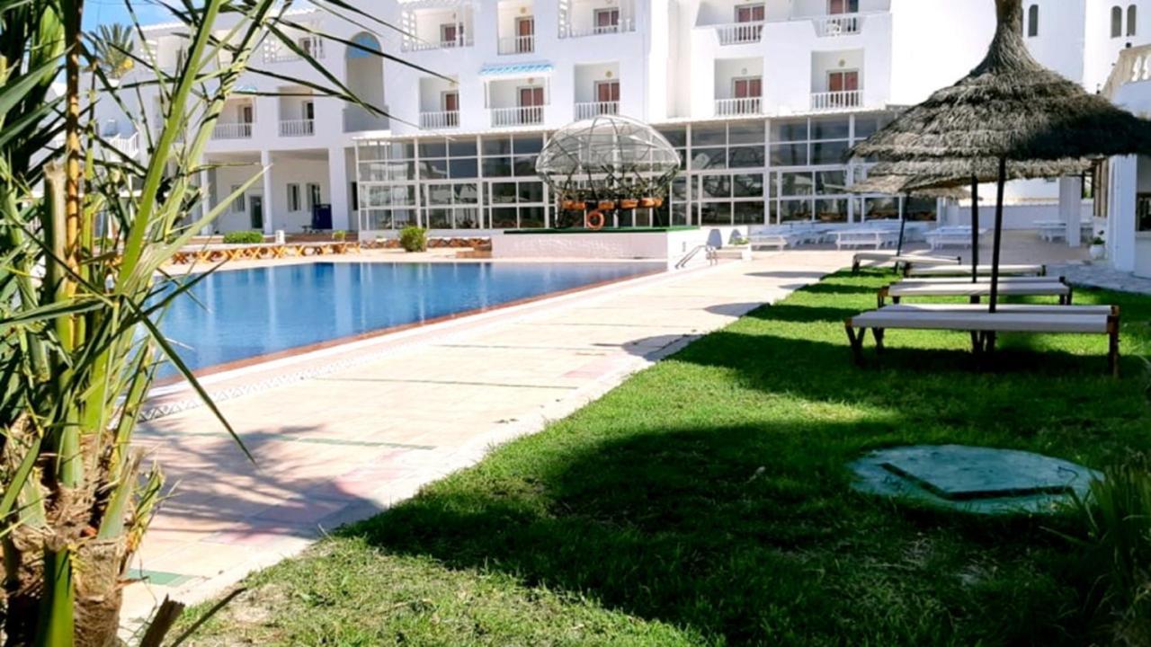 Chott Meriem Hotel Best Beach- Family Only מראה חיצוני תמונה