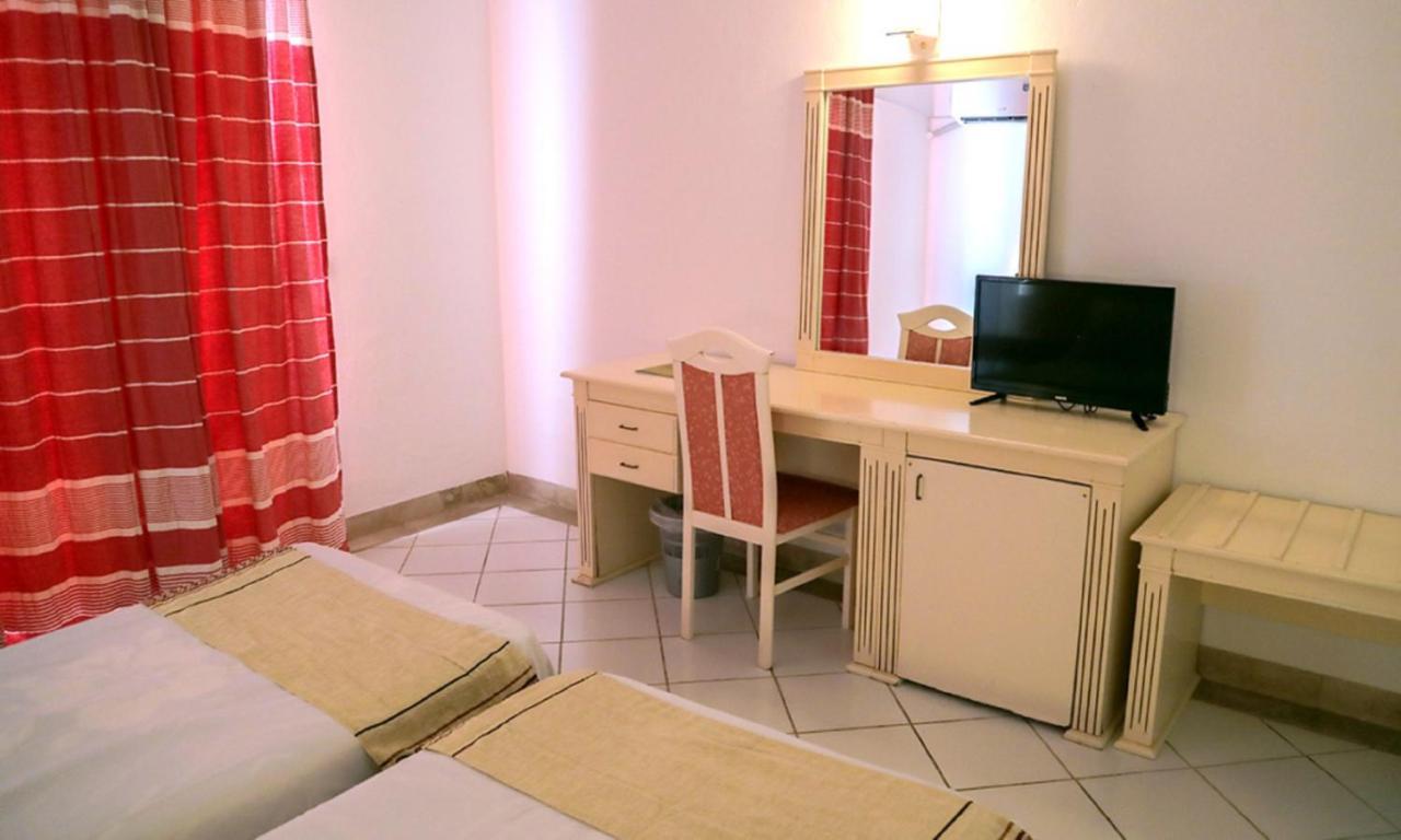 Chott Meriem Hotel Best Beach- Family Only מראה חיצוני תמונה