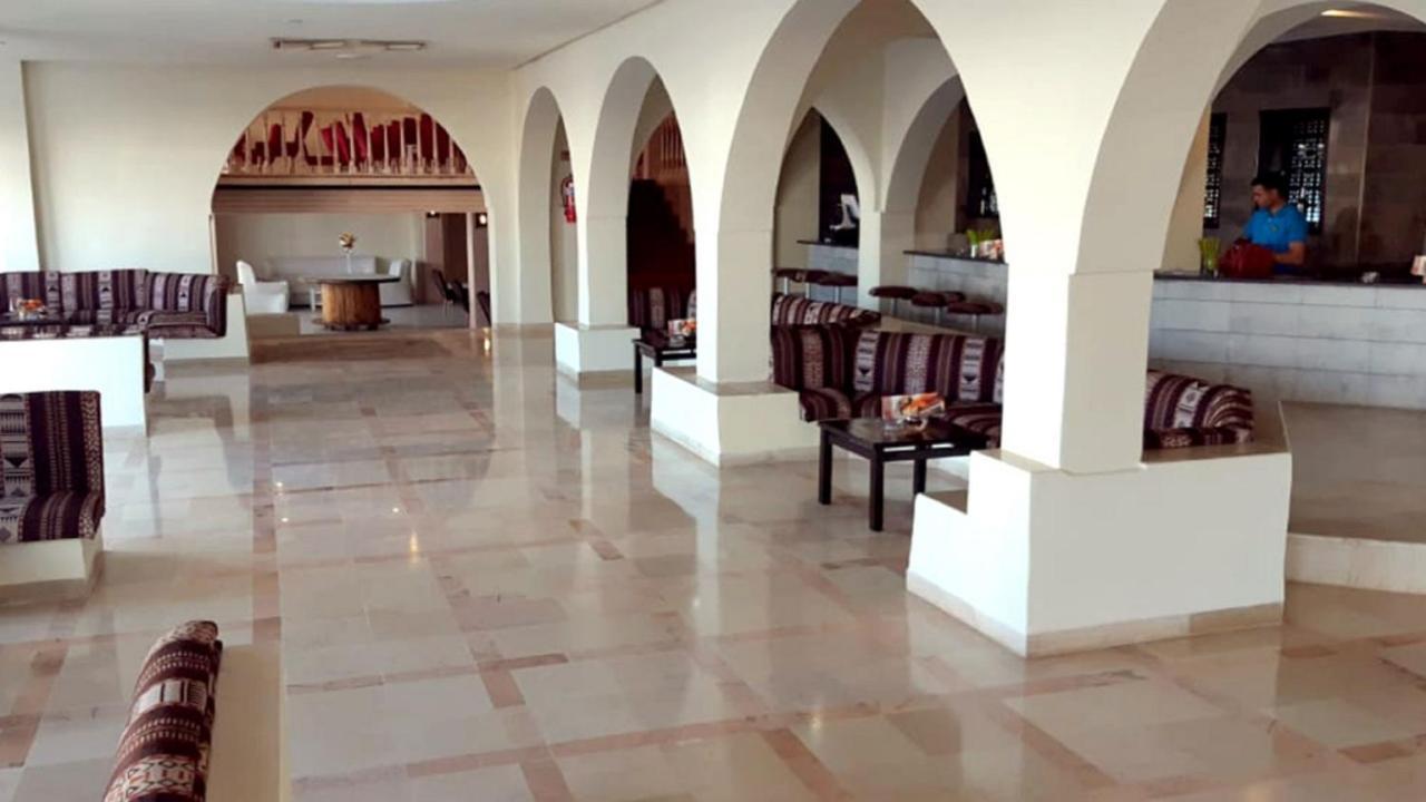 Chott Meriem Hotel Best Beach- Family Only מראה חיצוני תמונה
