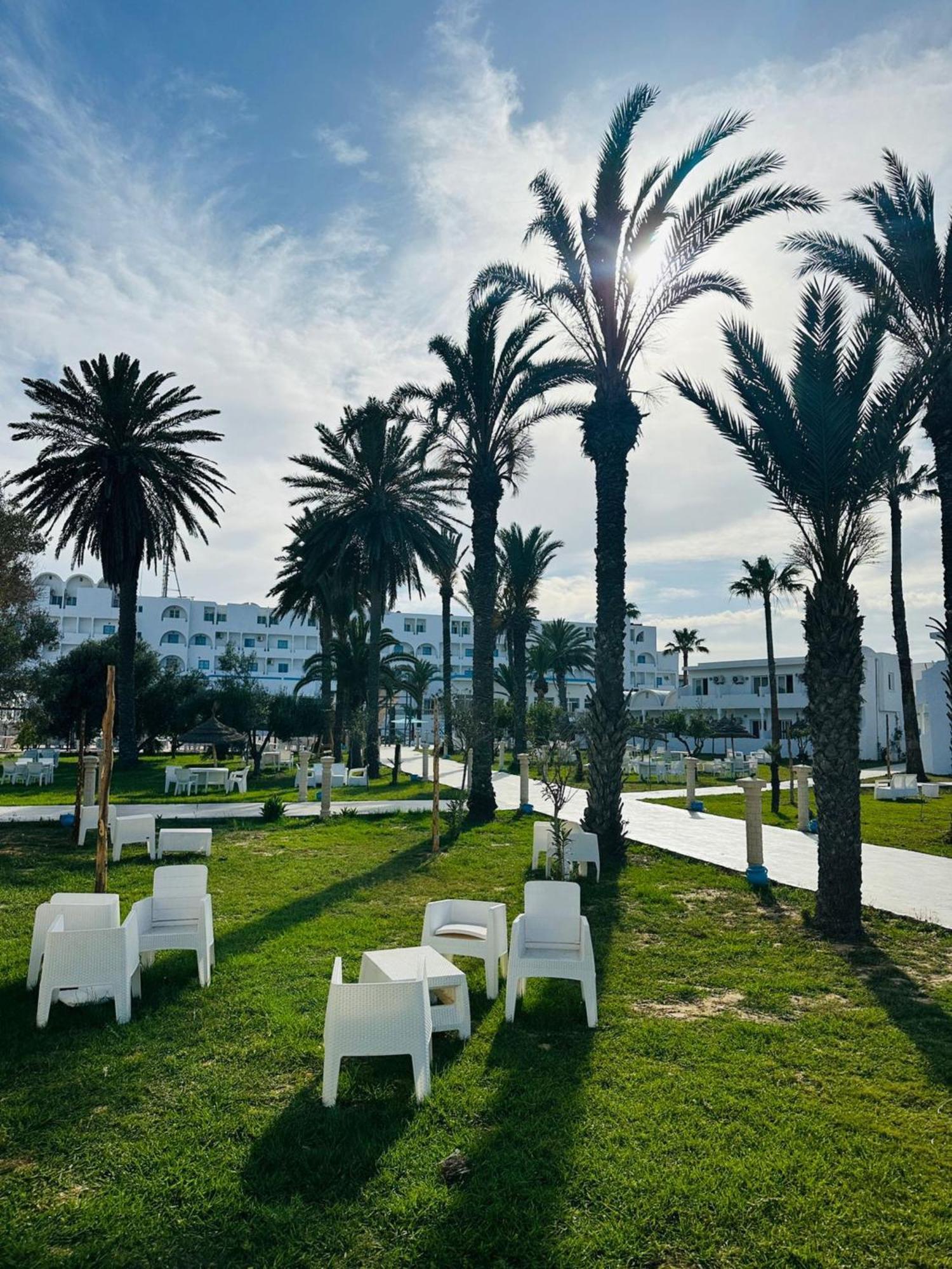 Chott Meriem Hotel Best Beach- Family Only מראה חיצוני תמונה